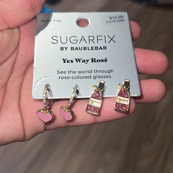 💖Sugarfix by baublebar yes way rose earrings - Picture 4 of 4
